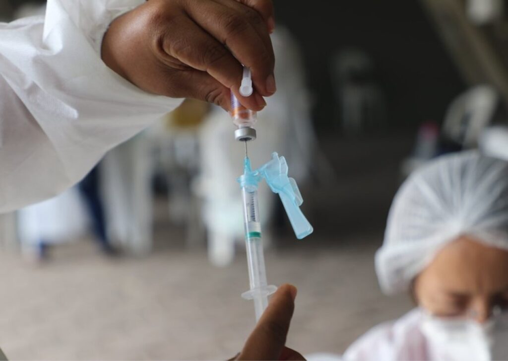 vacinação sjc são josé Brasileiros Vacina guará guaratinguetá