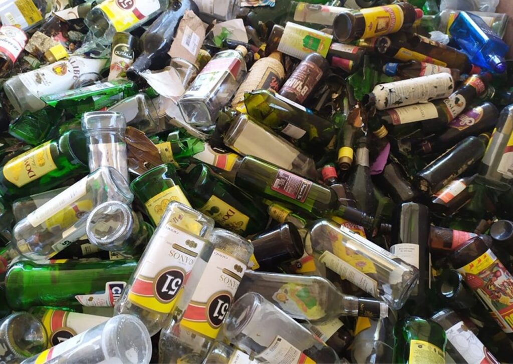 Fiscalização repassa 11 toneladas de recicláveis a cooperativas
