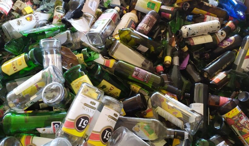 Fiscalização repassa 11 toneladas de recicláveis a cooperativas