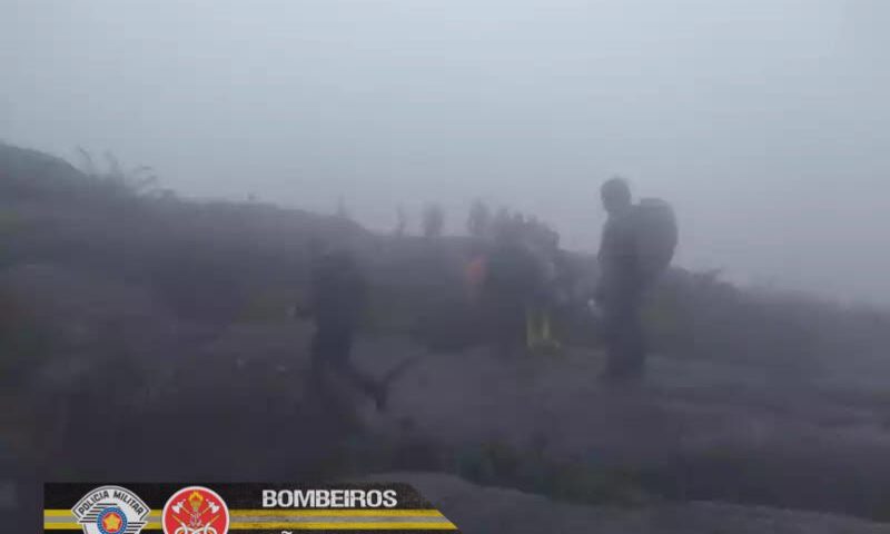pico dos marins