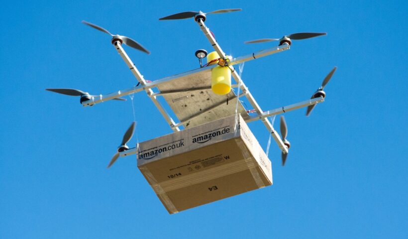 Anac dá primeira autorização para entrega comercial usando drones
