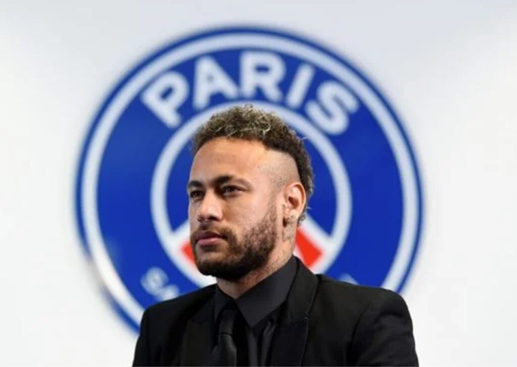 Polícia de SP prende suspeito de fraude em contas bancárias de Neymar