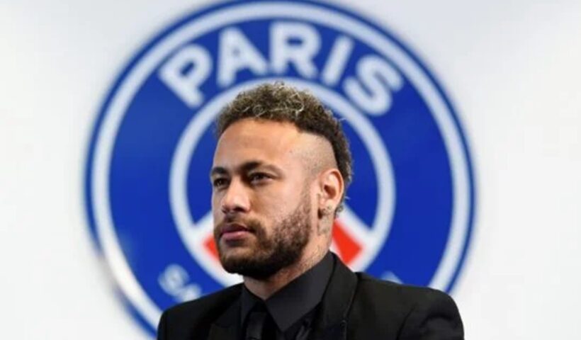 Polícia de SP prende suspeito de fraude em contas bancárias de Neymar