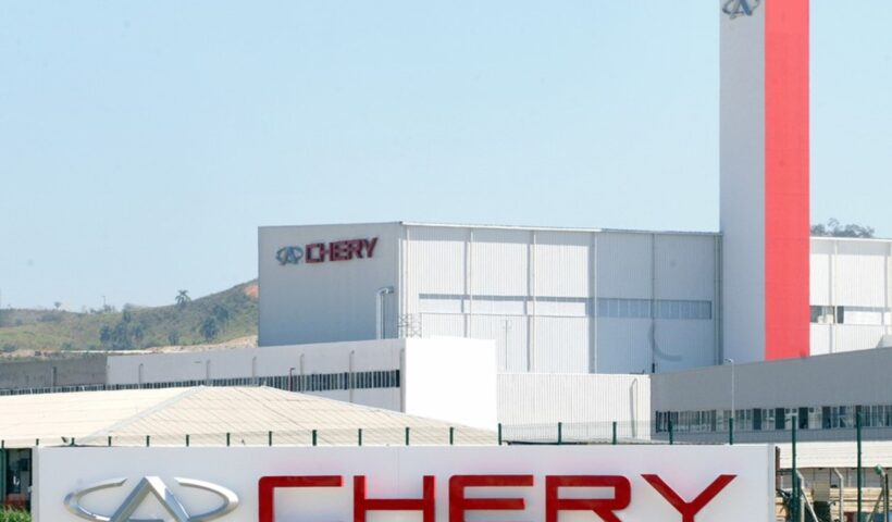 Caoa Cherry propõe lay-off de 450 funcionários de planta de Jacareí
