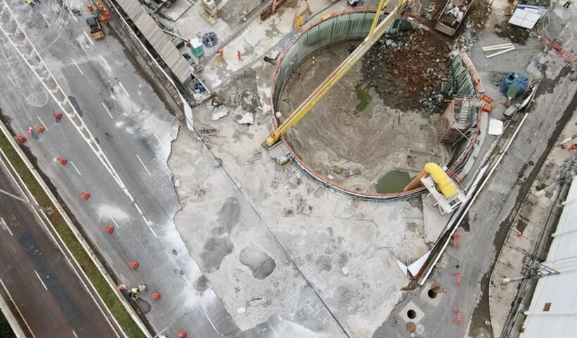 Pista central da Marginal Tietê é liberada para veículos