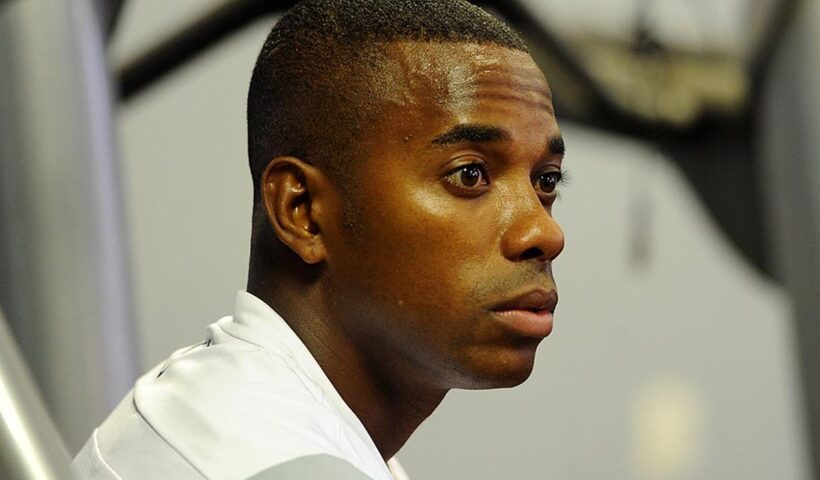 MP da Itália envia pedido de extradição e prisão para jogador Robinho