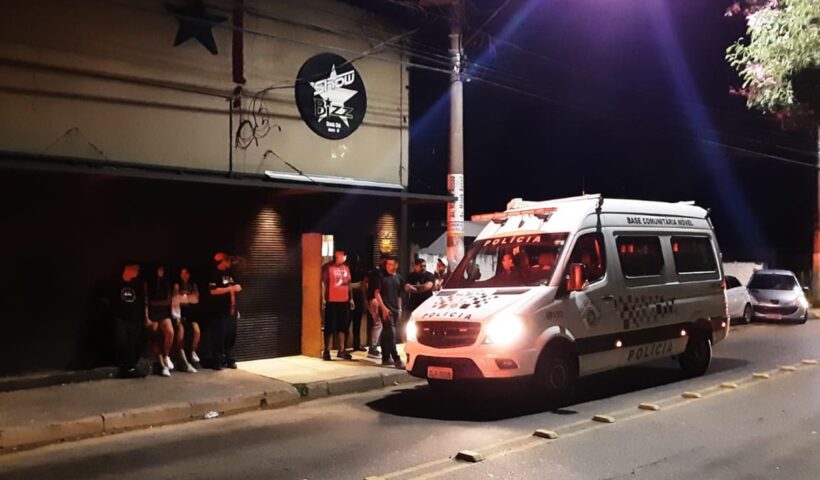 Casa noturna é interditada por falta de alvará em Jacareí