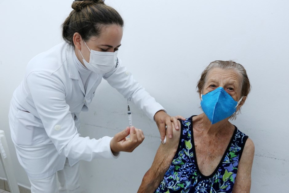 Cipax e Tableau também aplicam vacina contra a Influenza em SJC