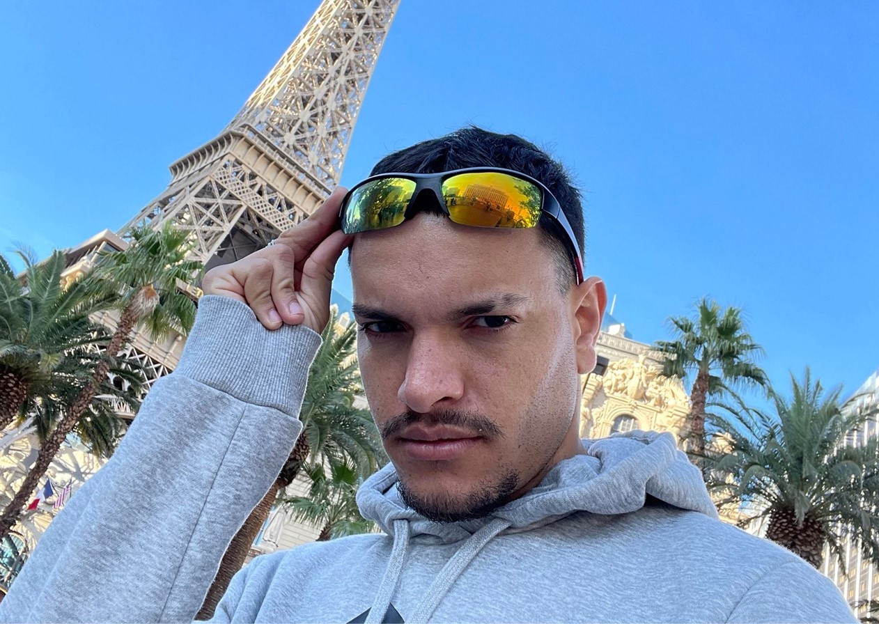 Influencer brasileiro morre atropelado por caminhão nos Estados Unidos