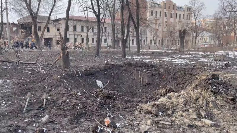 Forças russas atacam instituto ucraniano que tem reator experimental