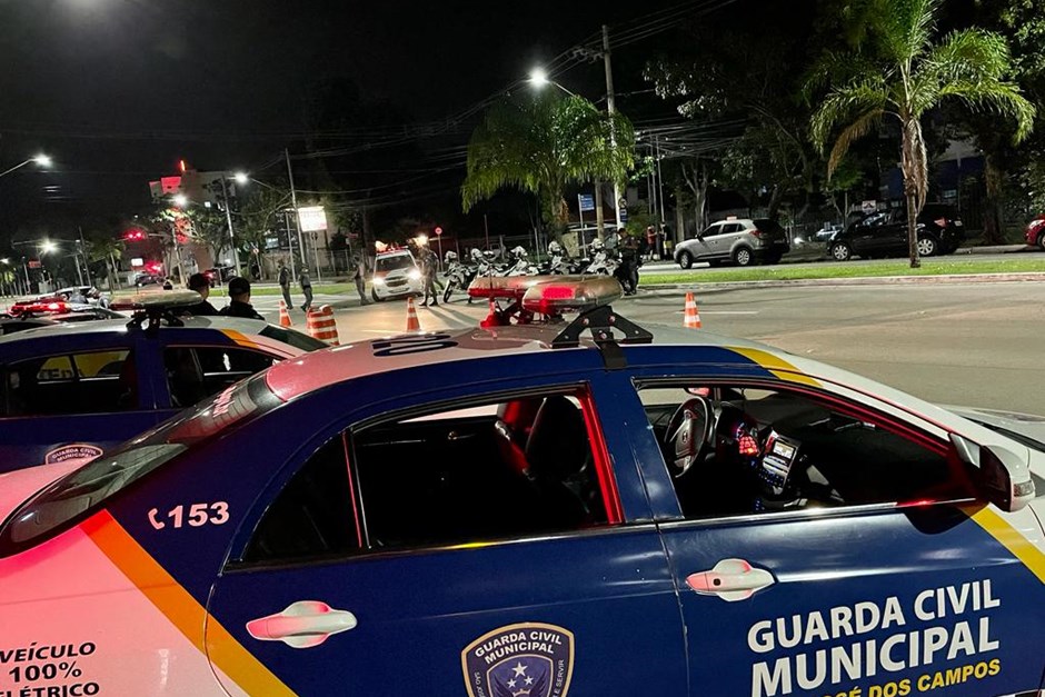 Operação Carnaval segue com carros recuperados e prisões