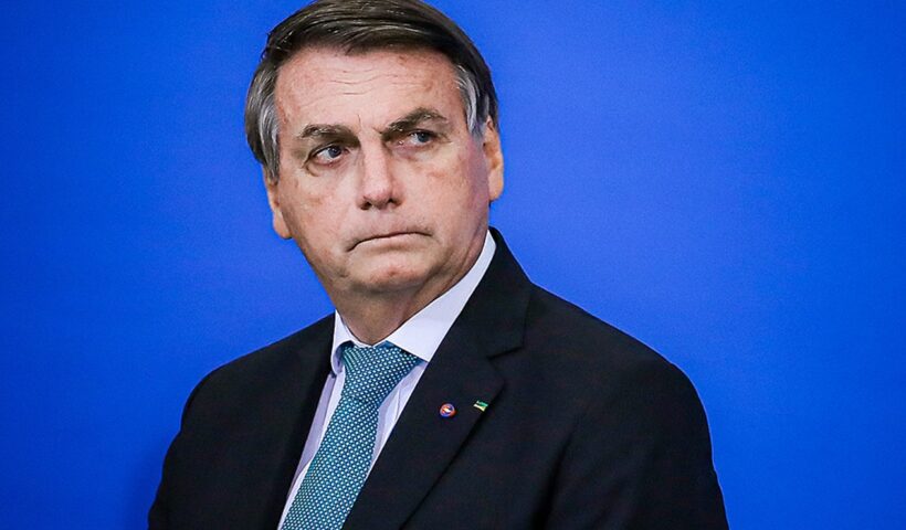 Câmara de SJC aprova duas moções de repúdio a Bolsonaro