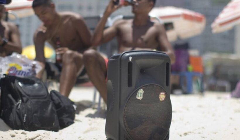 Decreto municipal proíbe caixas de som em praias do Rio de Janeiro
