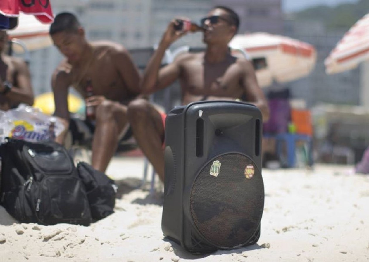 Decreto municipal proíbe caixas de som em praias do Rio de Janeiro