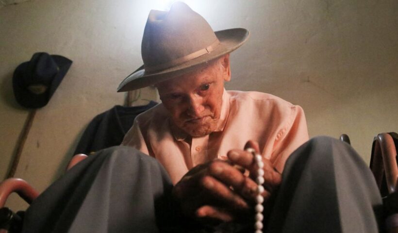 MAIS VELHO DO MUNDO, VENEZUELANO COMPLETA 113 ANOS HOJE (27)