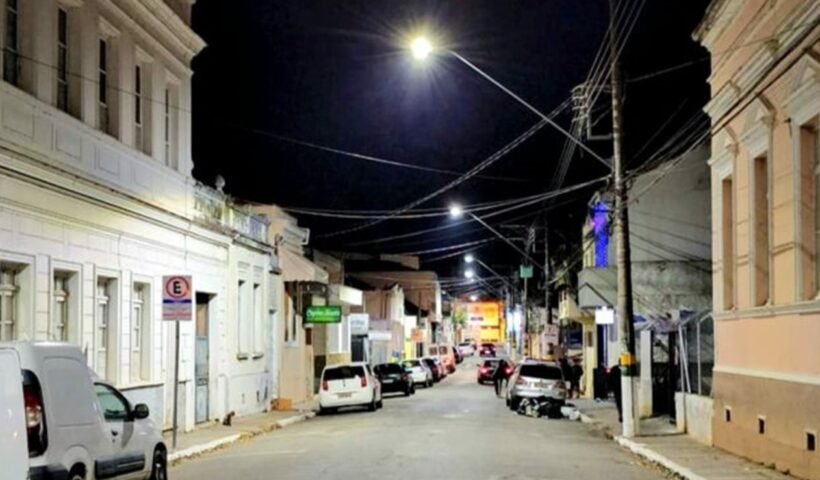 Guara quer trocar lâmpadas por LED em toda a região central