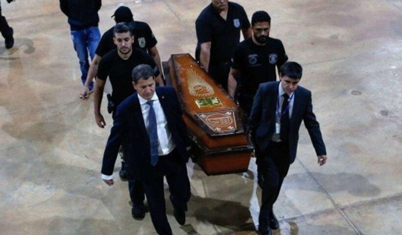 corpos Restos Mortais de Dom e Bruno chegam à Brasília