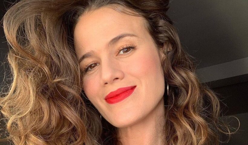 Sesc Taubaté recebe o show 'Ana Cañas Canta Belchior'