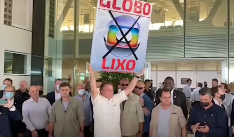 Bolsonaro quer vetar renovação de concessão da TV Globo