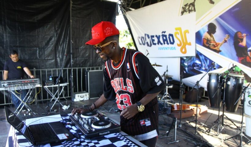 SJC abre inscrições para curso de DJ para jovens de 17 a 30 anos