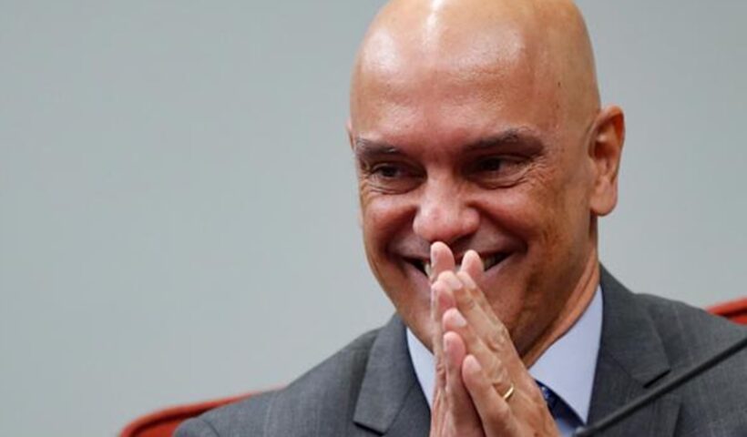 Alexandre de Moraes é eleito presidente do TSE