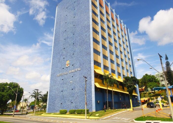 Justiça suspende o reajuste dos salários dos secretários da prefeitura de São José