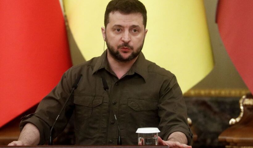 Zelenskiy diz que Reino Unido fornece a Kiev as armas que precisa
