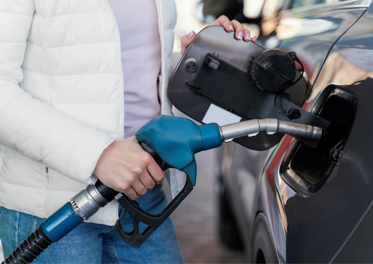 Valor do litro de gasolina cai mais de R$ 0,75 na região