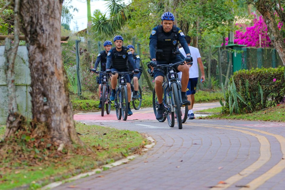 Patrulha com bicicletas da GCM prende foragido da Justiça