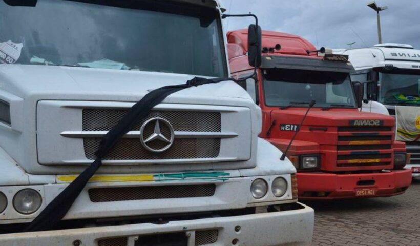 Prazo para de autodeclaração para auxílio caminhoneiro termina hoje (29)