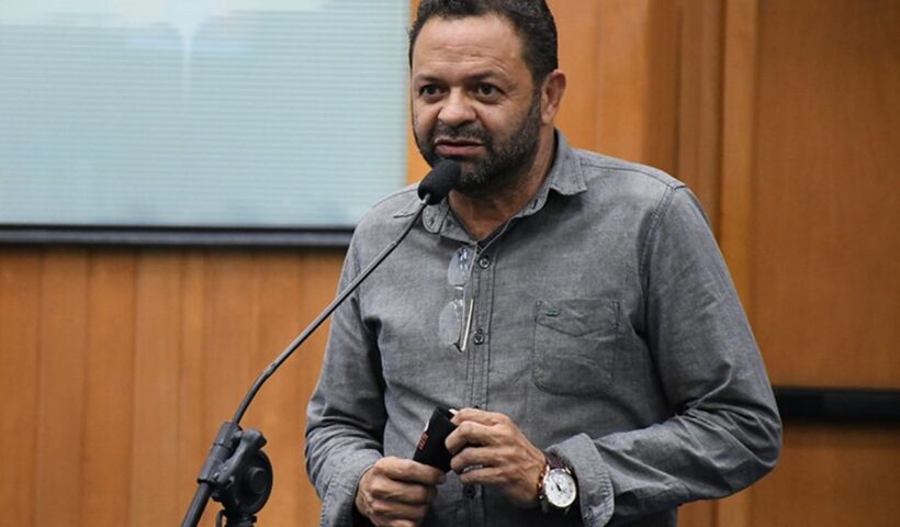 Roberto do Eleven é eleito presidente da Câmara de São José