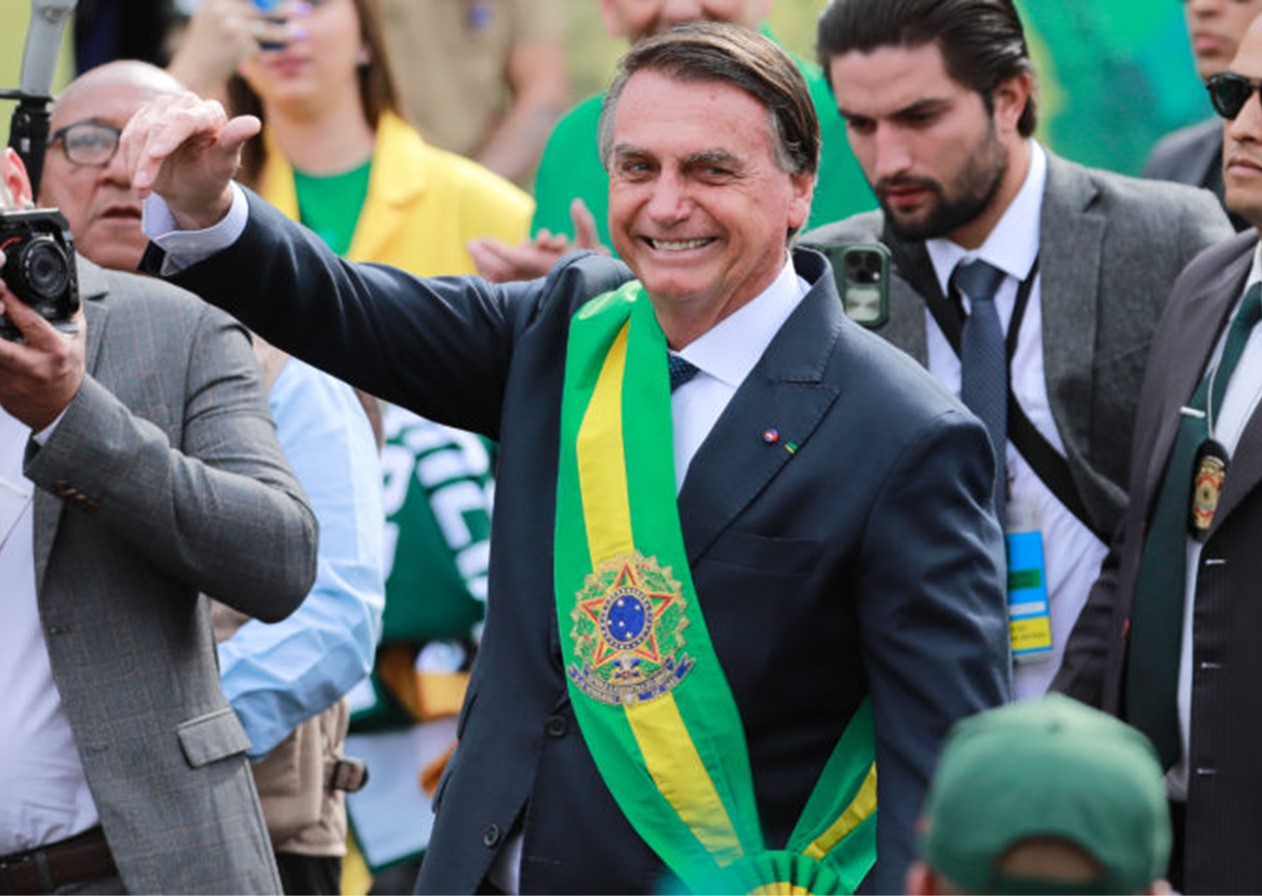 TSE dá prazo de defesa para Bolsonaro por acusações no 7 de Setembro