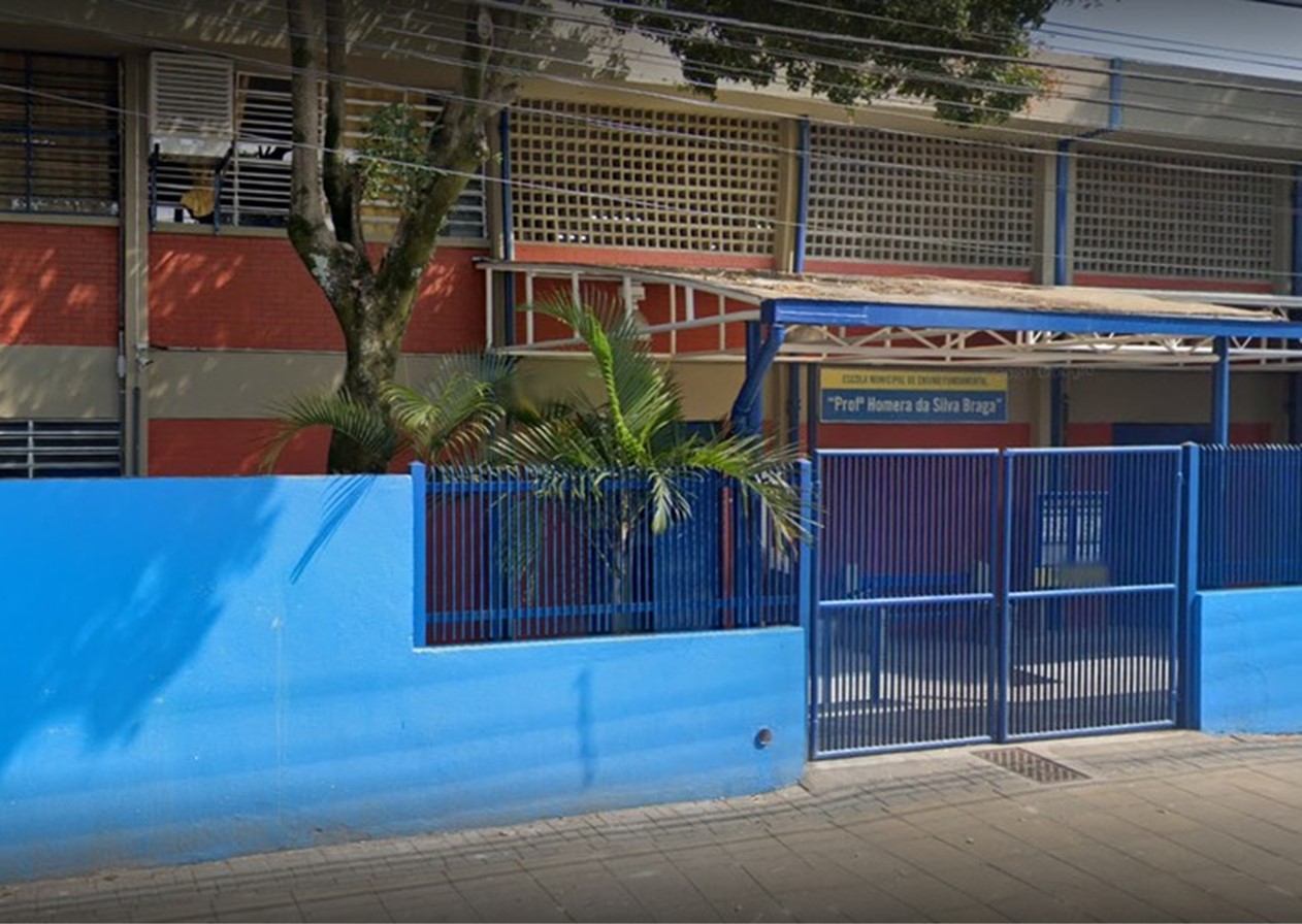 Adolescente é vítima de racismo em escola na zona sul de São José