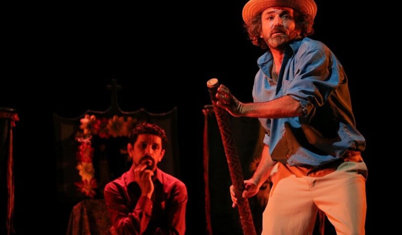 ‘Velhus Causus’ é a atração do ‘Sexta Encena’ no Cine Teatro
