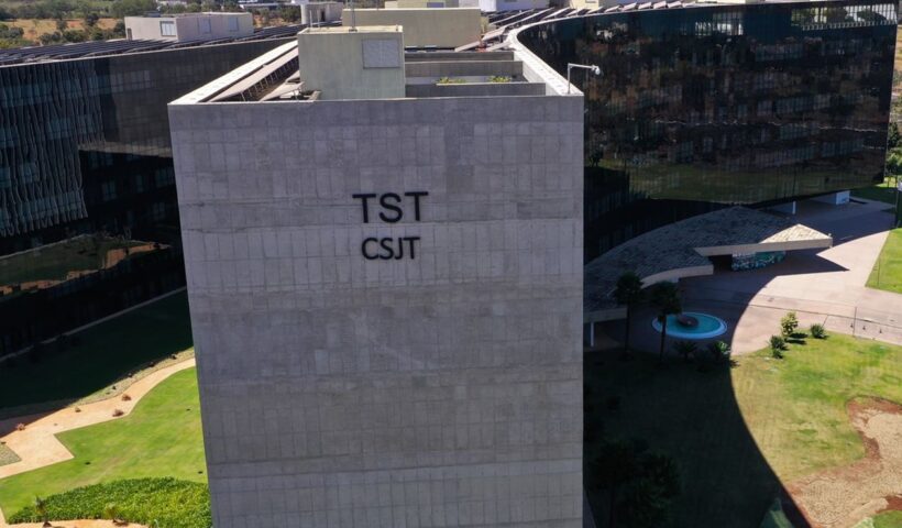 TST instala totens para ampliar acesso à Justiça do Trabalho