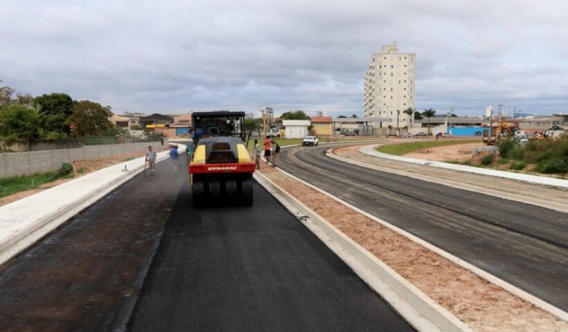Terceira ponte de Jacareí sobre o Rio Paraíba entra na fase final das obras