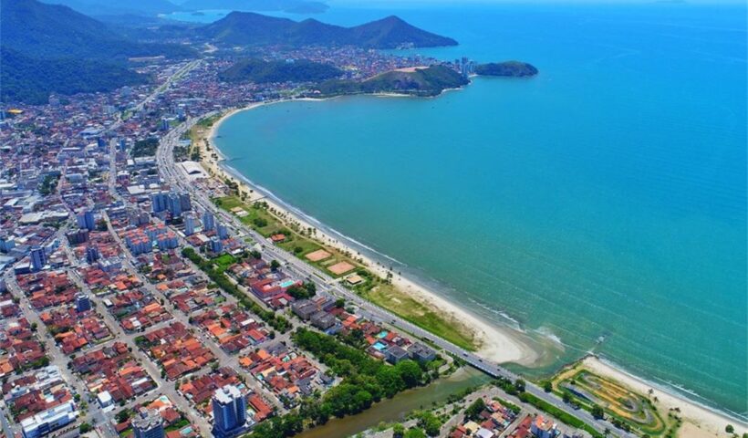 Litoral Norte deve receber mais de 2 milhões de turistas no Ano Novo