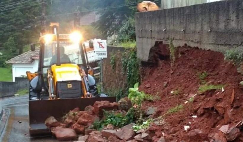 Campos do Jordão inicia trabalho preventivo para período de chuvas