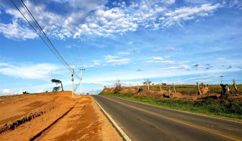 Mulher morre após acidente de trânsito em Guaratinguetá