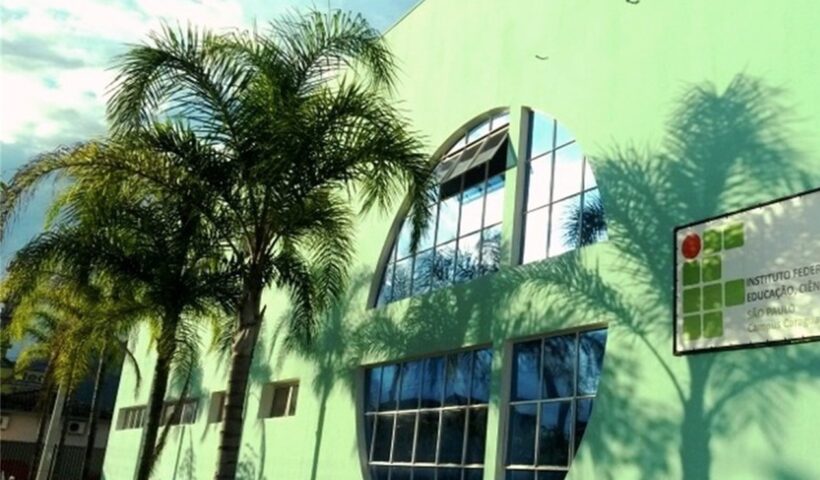 IFSP de Caraguá está com inscrições abertas para ensino médico e técnico para jovens e adultos