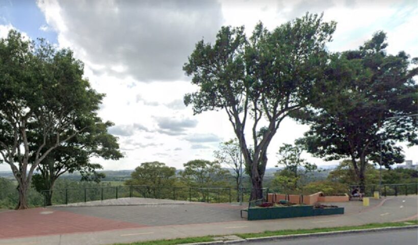 Jovem cai do Mirante do Banhado