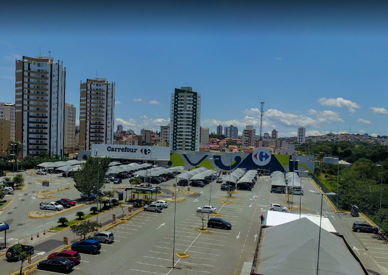 Carrefour terá de pagar mais de 800 bolsas para estudantes negros