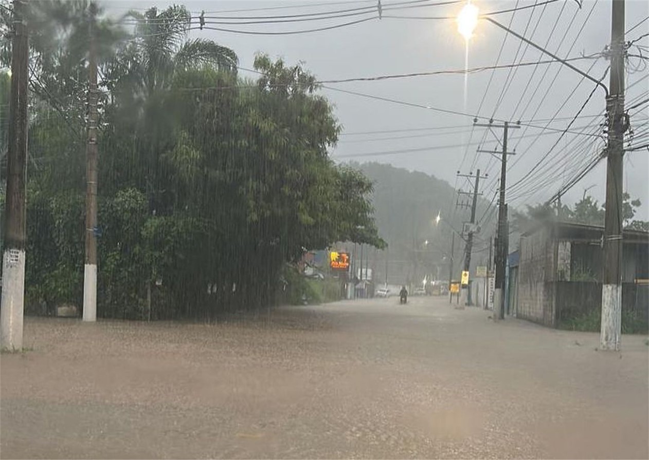 Ao menos 36 pessoas morreram no Litoral Norte; número pode aumentar