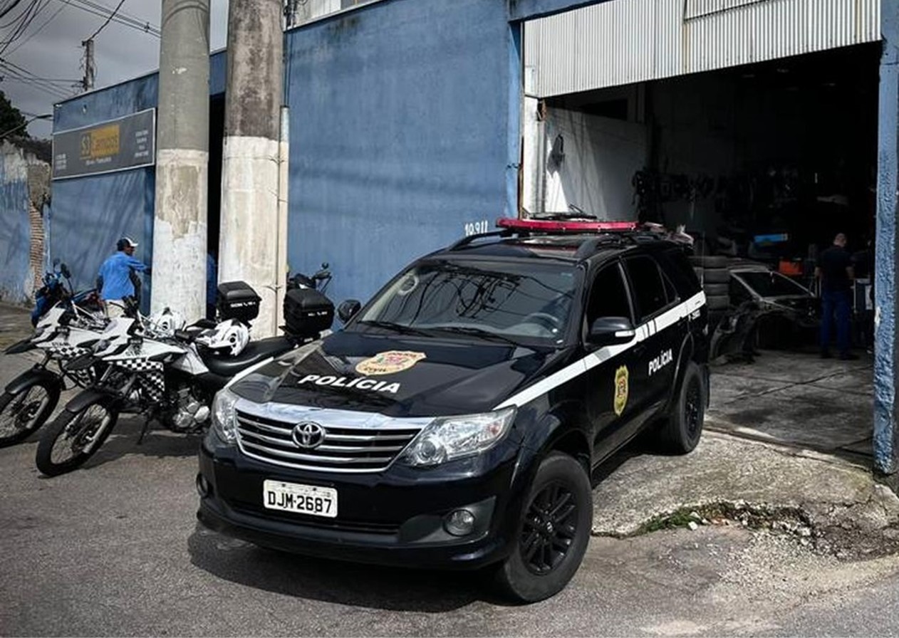 Policia fecha 8 estabelecimentos e prende 6 pessoas e em operação em SJC