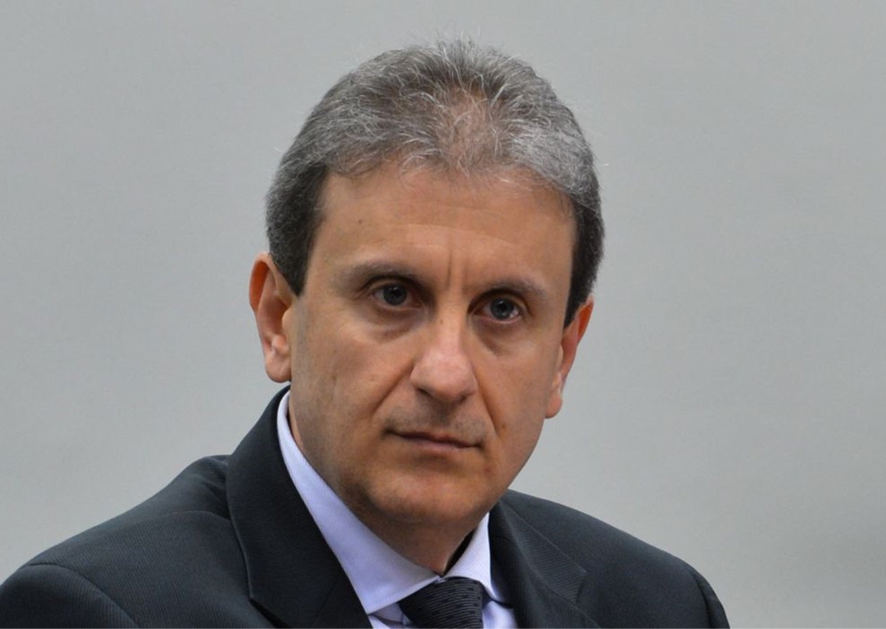 Justiça manda prender doleiro Alberto Youssef