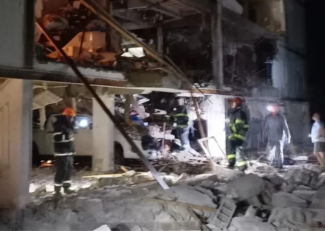 Explosão em condomínio residencial deixa 4 feridos em Campos do Jordão