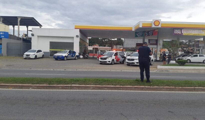 CSI ajuda GCM e PM a prender suspeito de furto de grelha