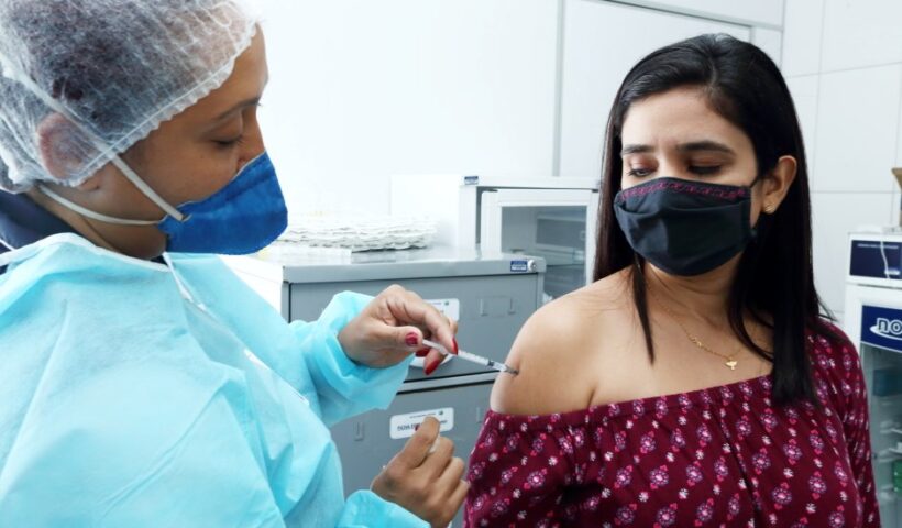 São José amplia vacina bivalente para pessoas com 50 anos ou mais