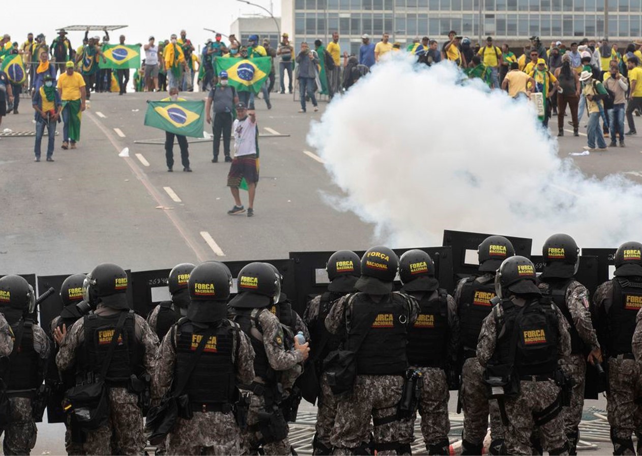 Moraes aceita denúncia contra outros 200 envolvidos nos atos golpistas