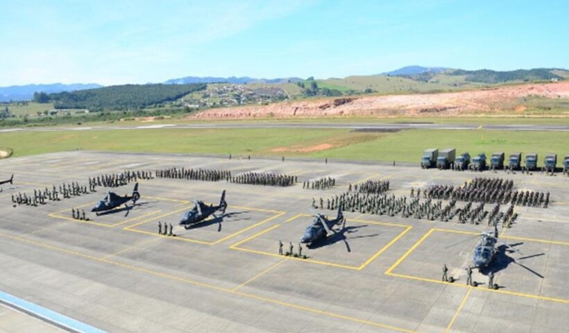 Cerca de 600 militares realizam treinamento no Cavex, em Taubaté